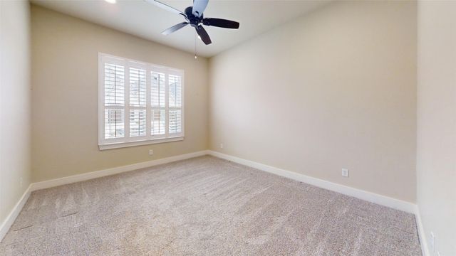 2405 Vineyard Drive, Granbury, TX 76048