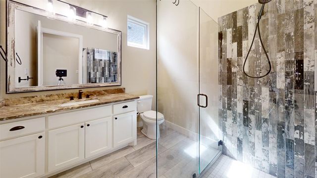 2405 Vineyard Drive, Granbury, TX 76048