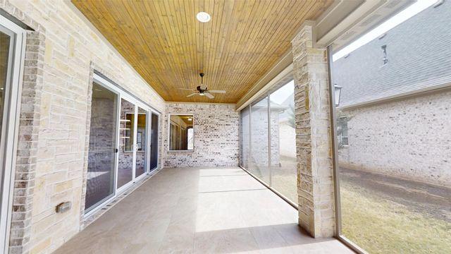 2405 Vineyard Drive, Granbury, TX 76048