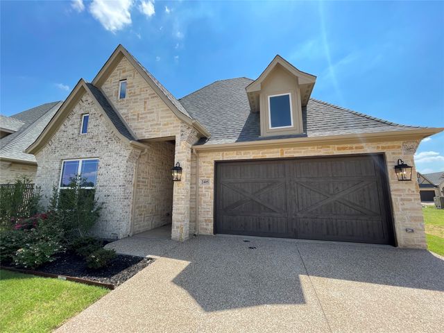2405 Vineyard Drive, Granbury, TX 76048