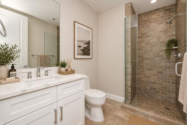 270 17th Street NW 3904, Atlanta, GA 30308