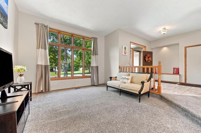 490 Hawthorn Road, Lino Lakes, MN 55014