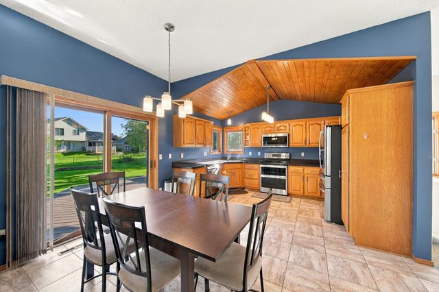 490 Hawthorn Road, Lino Lakes, MN 55014
