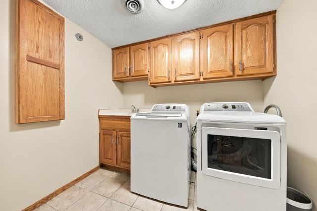 490 Hawthorn Road, Lino Lakes, MN 55014