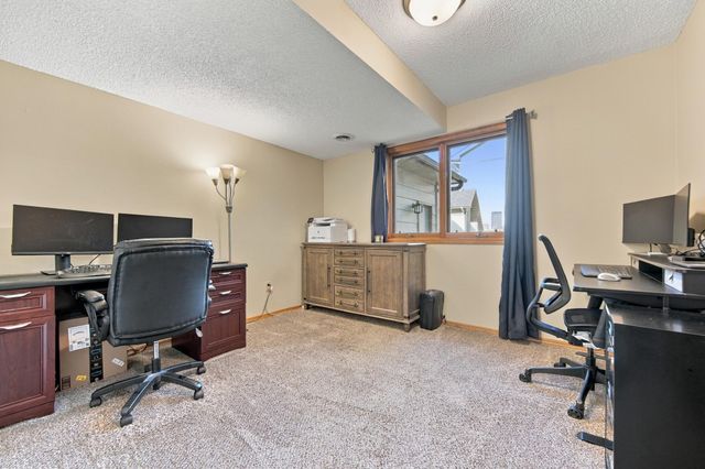 490 Hawthorn Road, Lino Lakes, MN 55014