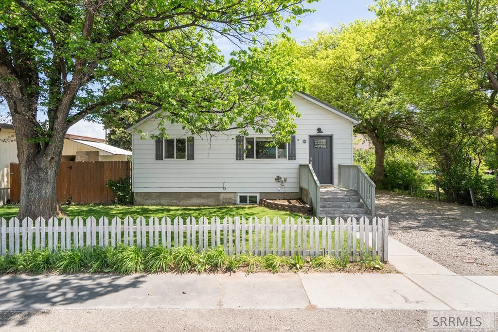 Image 1 of property listing at 448 N 1st W, Ririe, ID 83443