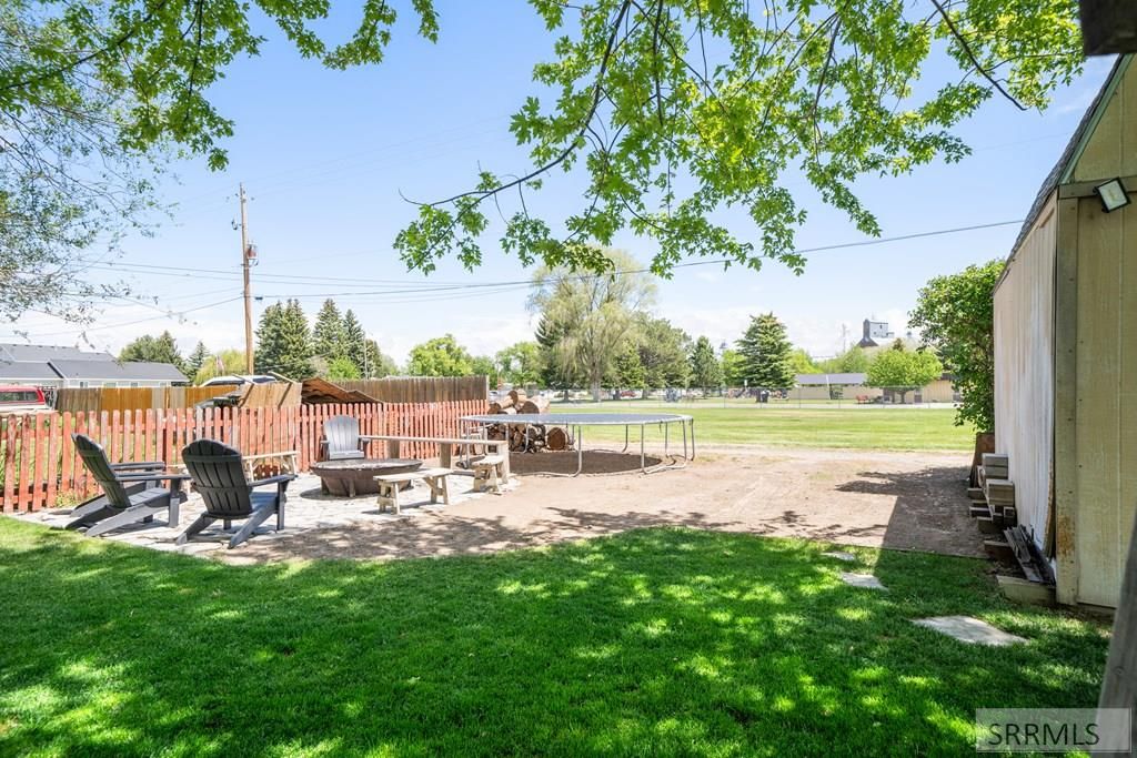 Image 6 of property listing at 448 N 1st W, Ririe, ID 83443