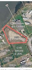 1031 Rollover Circle, Gilchrist, TX 77617