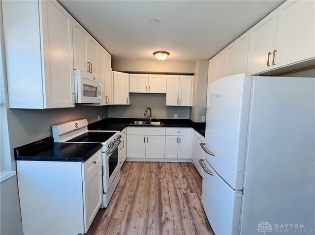 2725 Shroyer Road, Oakwood, OH 45419