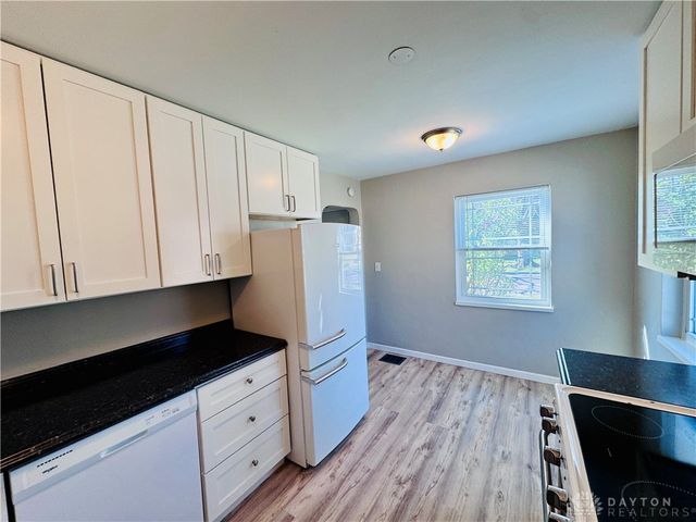 2725 Shroyer Road, Oakwood, OH 45419