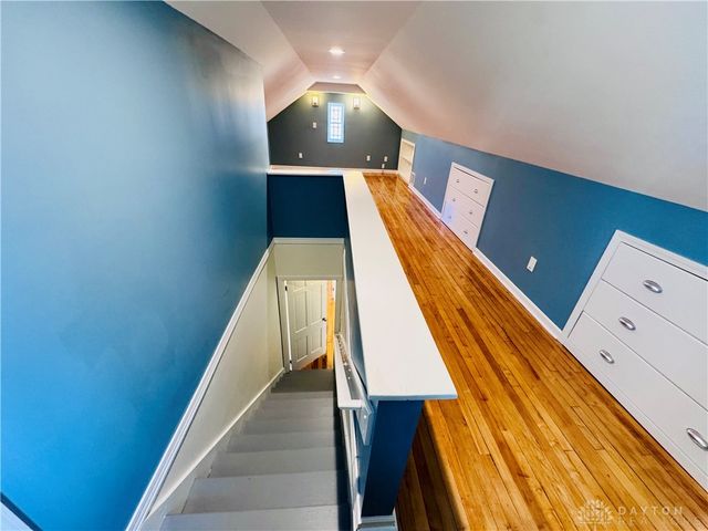 2725 Shroyer Road, Oakwood, OH 45419