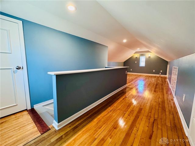 2725 Shroyer Road, Oakwood, OH 45419