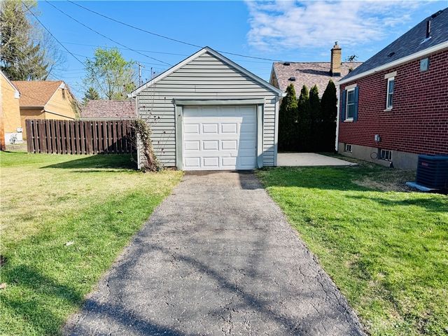 2725 Shroyer Road, Oakwood, OH 45419