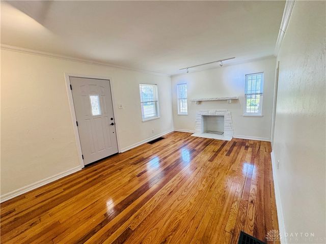 2725 Shroyer Road, Oakwood, OH 45419