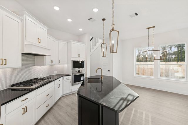 8711 Mancos Valley Court, Porter, TX 77365