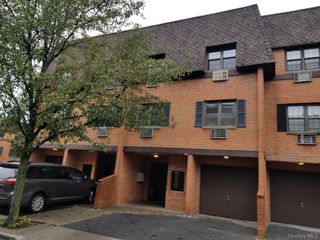 219-43 67th Avenue 3rd, Bayside, NY 11364