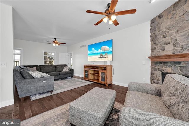 116 FAWN DR, Elizabethtown, PA 17022