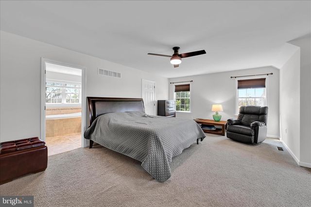 116 FAWN DR, Elizabethtown, PA 17022