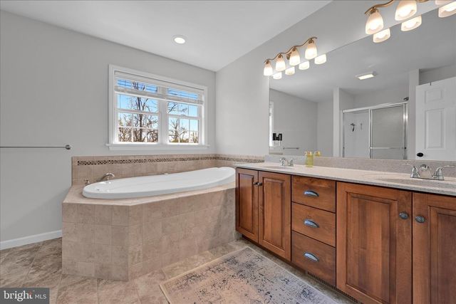 116 FAWN DR, Elizabethtown, PA 17022