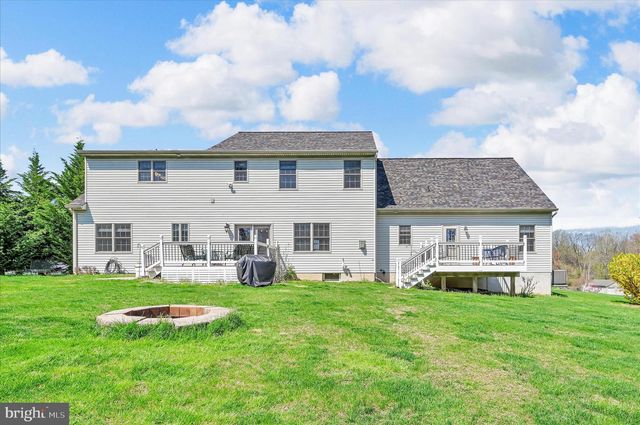 116 FAWN DR, Elizabethtown, PA 17022