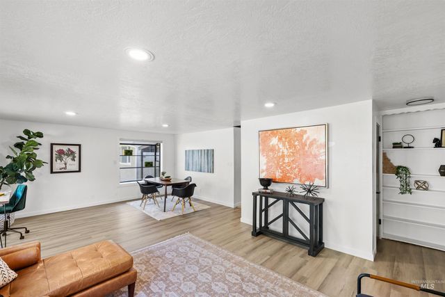 3019 N Woody Dr, Boise, ID 83703