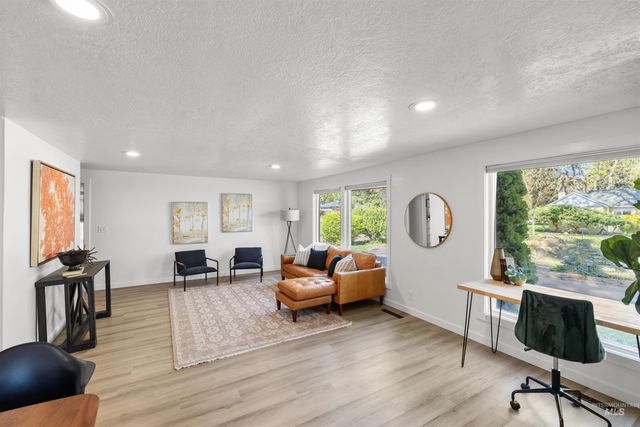 3019 N Woody Dr, Boise, ID 83703