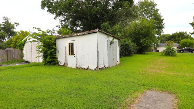 357 S Magnolia Street, Harrodsburg, KY 40330