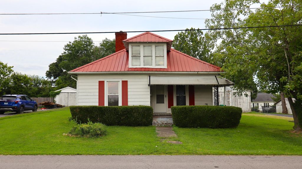 357 S Magnolia Street, Harrodsburg, KY 40330