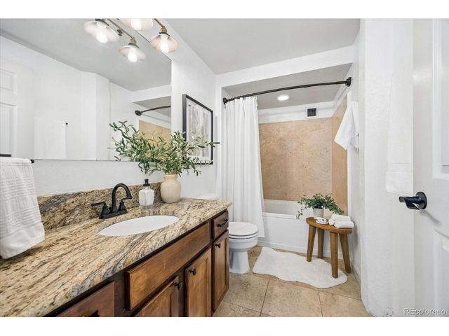 444 17th St 903, Denver, CO 80202
