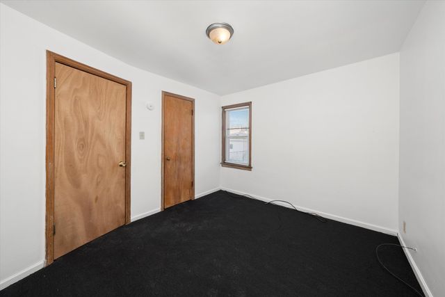 12216 S Carpenter Street, Chicago, IL 60643