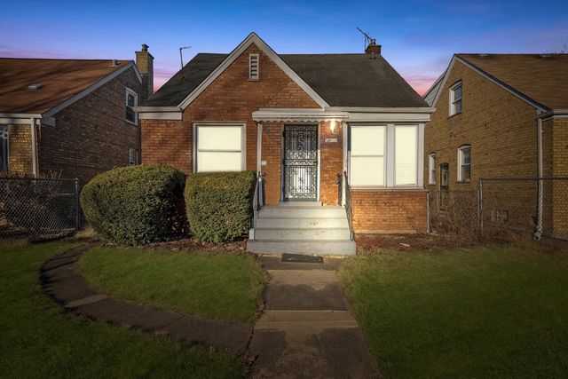 12216 S Carpenter Street, Chicago, IL 60643