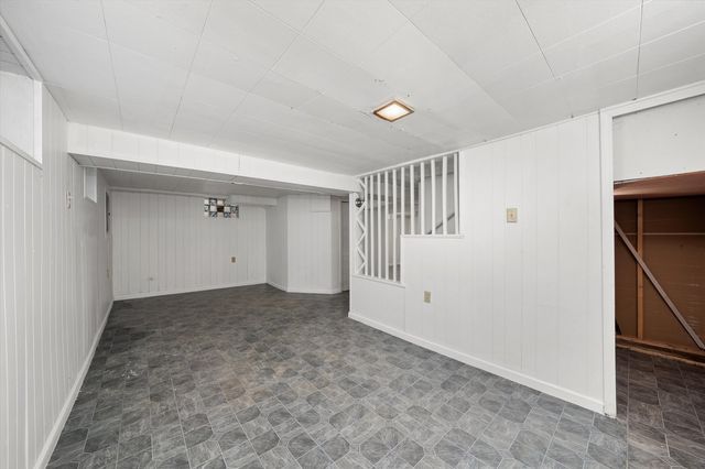 12216 S Carpenter Street, Chicago, IL 60643