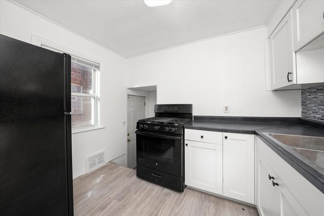 12216 S Carpenter Street, Chicago, IL 60643