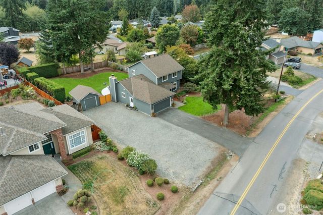 1132 Crawford Rd, Lynnwood, WA 98036