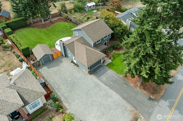 1132 Crawford Rd, Lynnwood, WA 98036