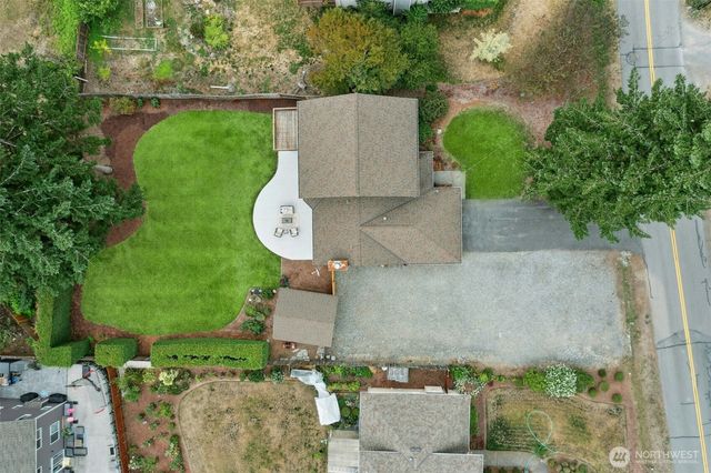 1132 Crawford Rd, Lynnwood, WA 98036