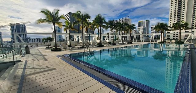 1111 SW 1 AV 1221-N, Miami, FL 33130