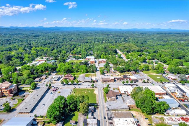 100 -102 W Main Street, Walhalla, SC 29691