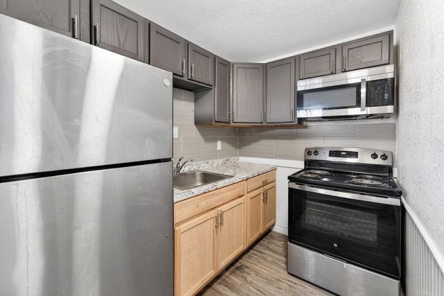 1307 Center STREET, Racine, WI 53403