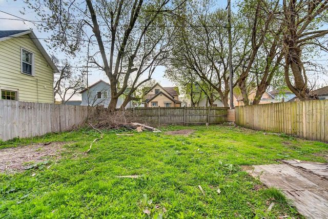 1307 Center STREET, Racine, WI 53403