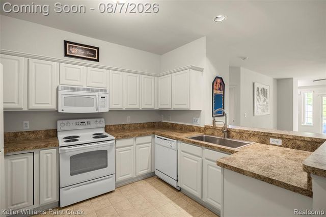 34593 Northrup Drive, New Baltimore, MI 48047