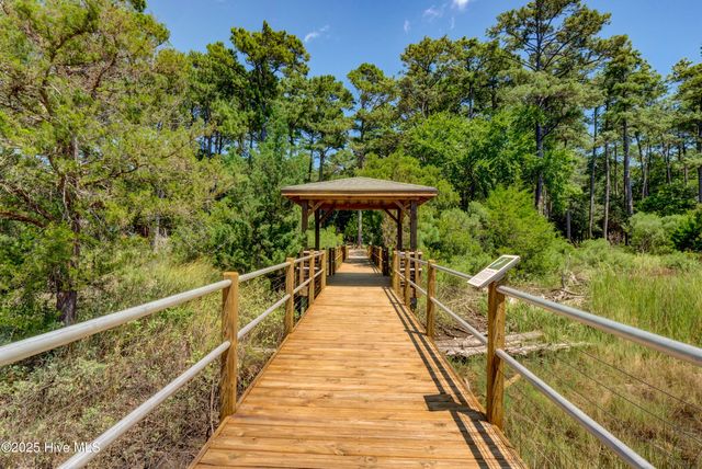 3350 Club Villas Drive 1305a, Southport, NC 28461
