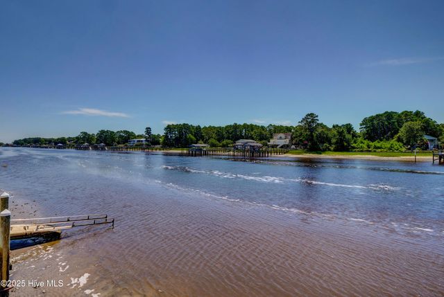 3350 Club Villas Drive 1305a, Southport, NC 28461