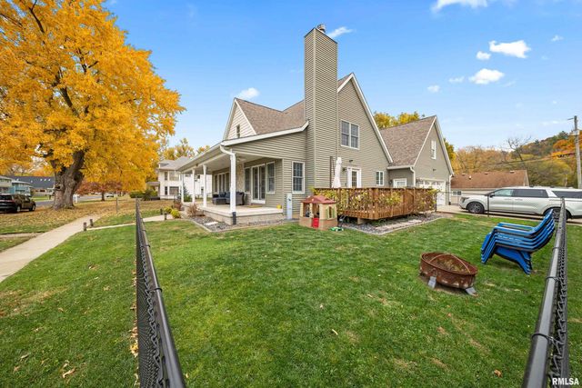 300 2ND Avenue, Hampton, IL 61256