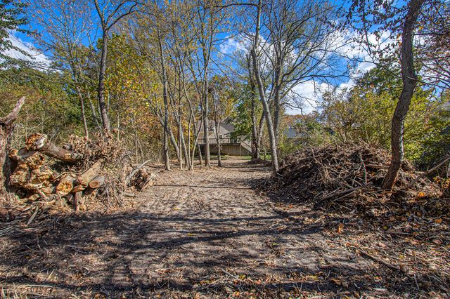 000 Pershing Avenue, South Haven, MI 49090