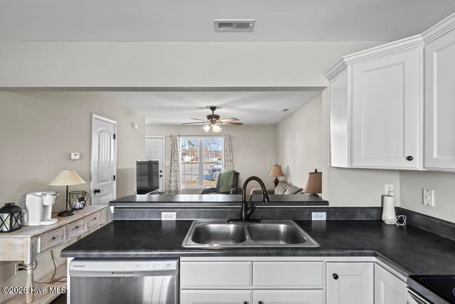 152 Cornerstone Drive, Beulaville, NC 28518