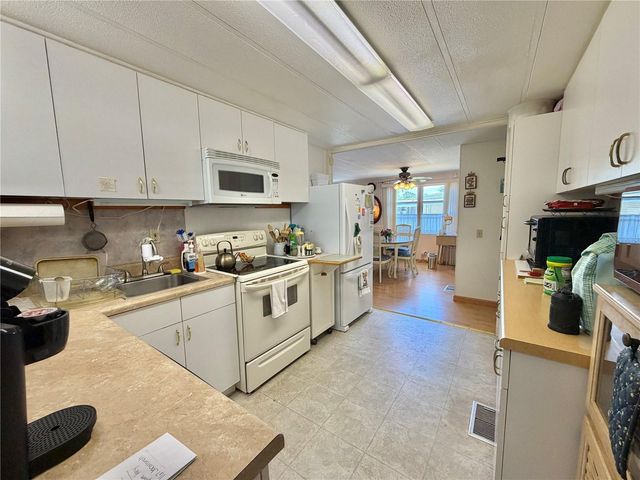 167 JACARANDA DRIVE, Leesburg, FL 34748