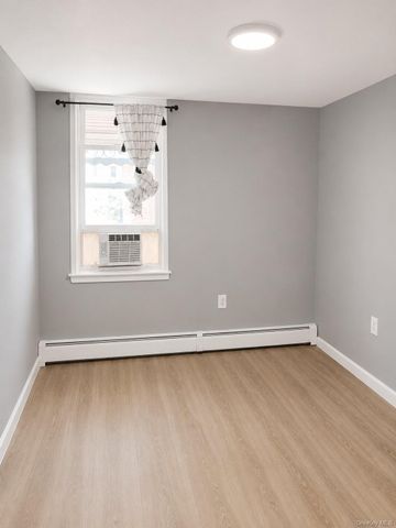 866 Fairmount Place, Bronx, NY 10460