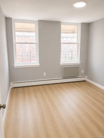 866 Fairmount Place, Bronx, NY 10460