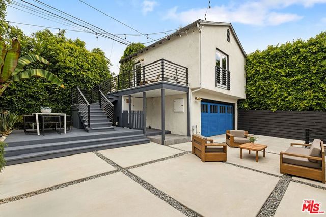 9031 Elevado Street, West Hollywood, CA 90069